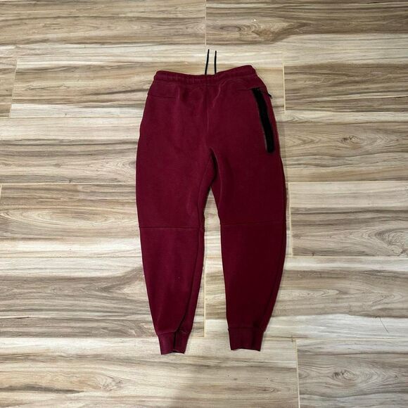 Nike Tech Fleece Men's Burgundy and Red Joggers - Picture 2 of 3